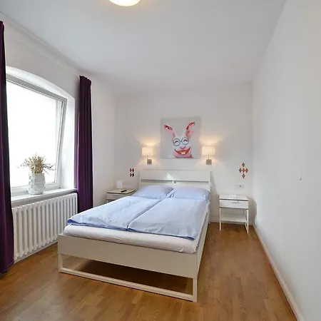Townside Hostal *