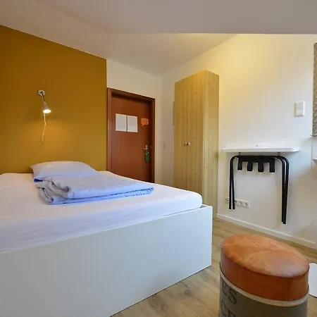 Townside Hostel *